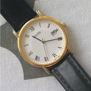Gents Bulova quartz watch with date